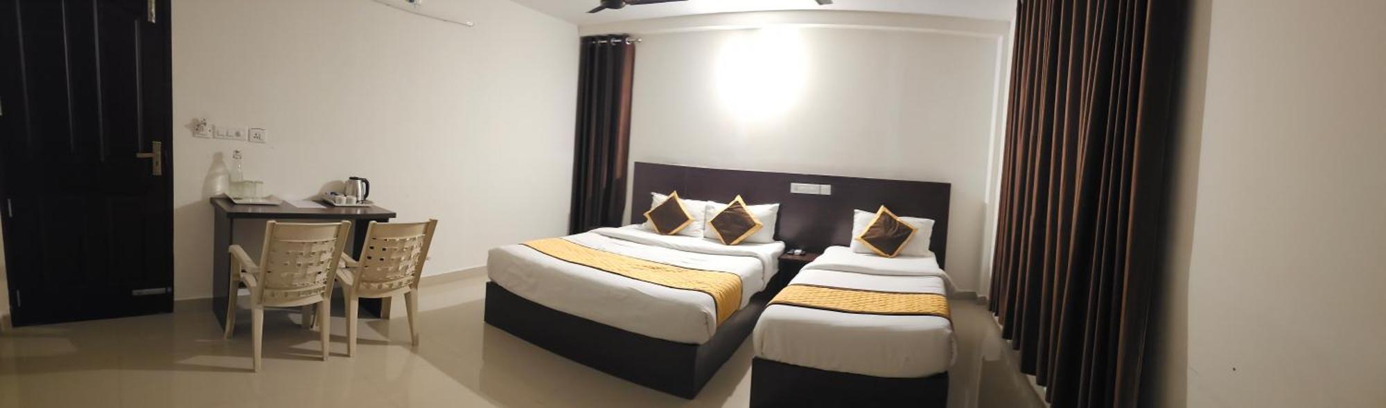 Blueway Residency Downtown Hotel 特里凡得琅 外观 照片