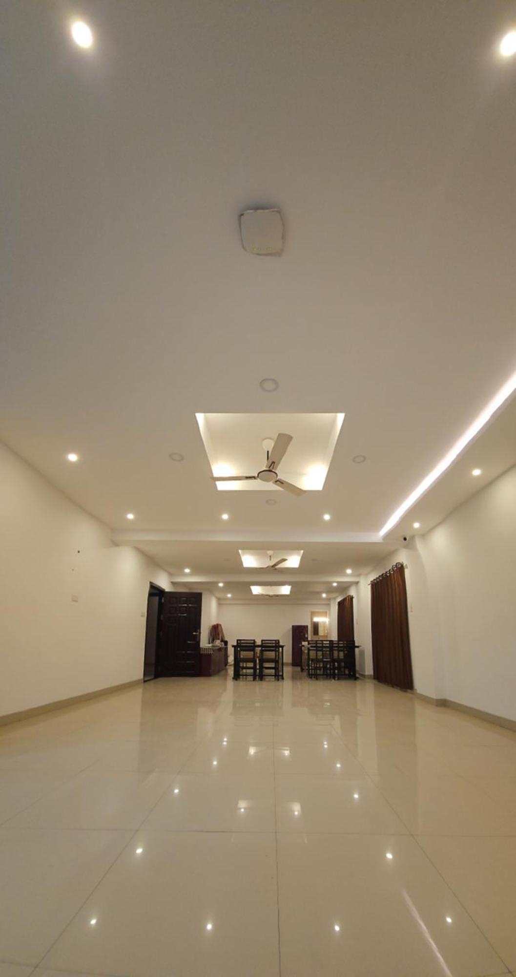 Blueway Residency Downtown Hotel 特里凡得琅 外观 照片