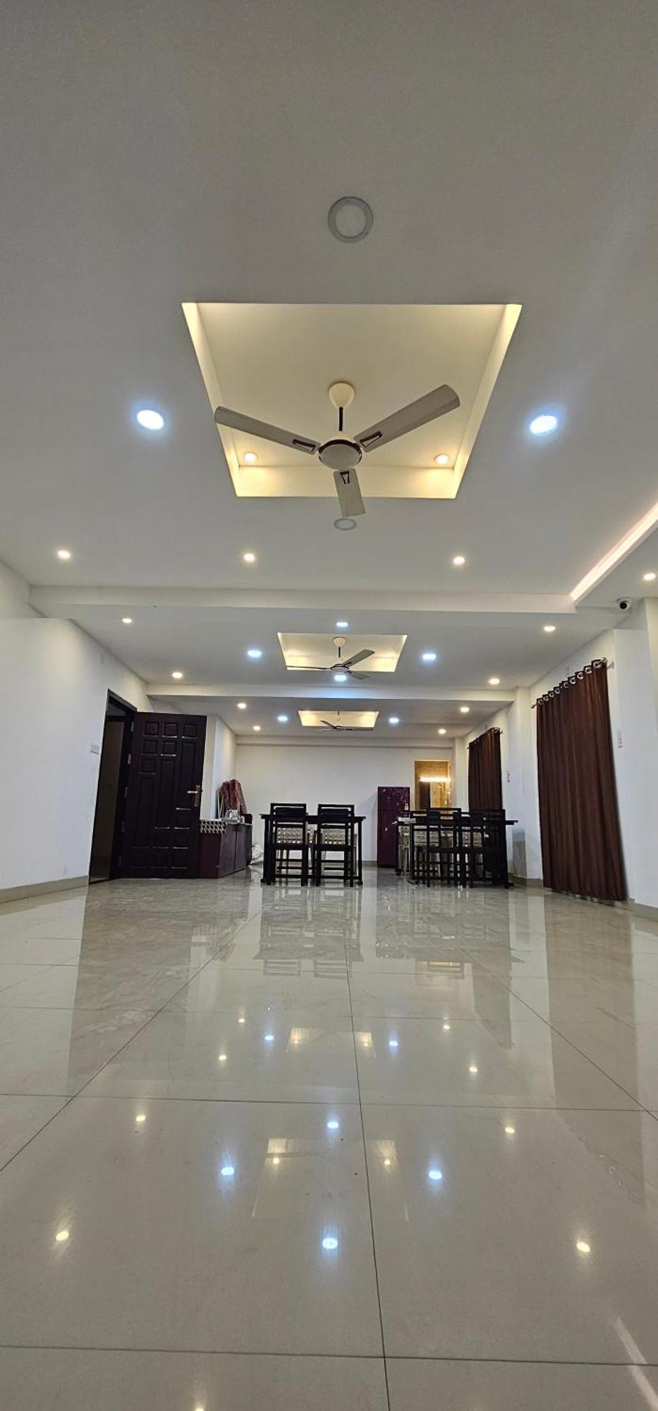 Blueway Residency Downtown Hotel 特里凡得琅 外观 照片